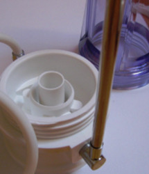 konyhai vízszűrő szétcsavarva